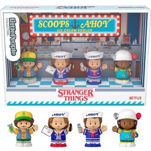 Stranger Things Scoops Ahoy Set w/ bonus sticker pack